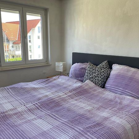 Sonnige 3 Zimmer Wohnung Mit Schoenem Balkon Im Gruenen Ρόιτλινγκεν Εξωτερικό φωτογραφία
