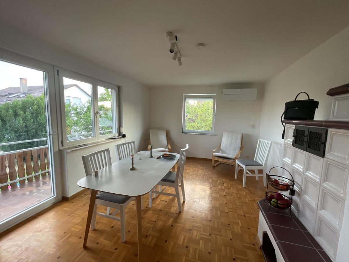 Sonnige 3 Zimmer Wohnung Mit Schoenem Balkon Im Gruenen Ρόιτλινγκεν Εξωτερικό φωτογραφία
