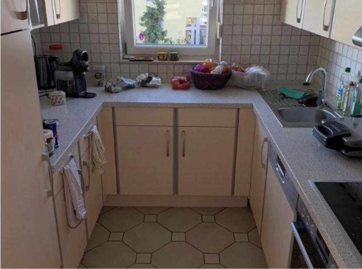 Sonnige 3 Zimmer Wohnung Mit Schoenem Balkon Im Gruenen Ρόιτλινγκεν Εξωτερικό φωτογραφία